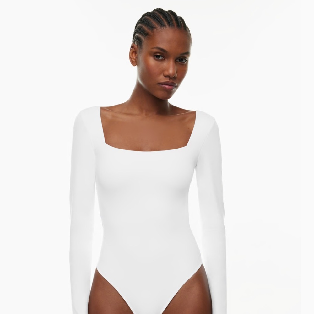 Aritzia Contour square neck bodysuit SMALL